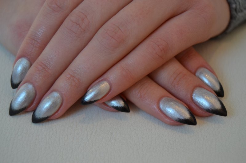 nails131.jpg